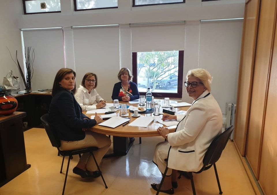 Reunião do Conselho de Gerência da Aula de Comércio