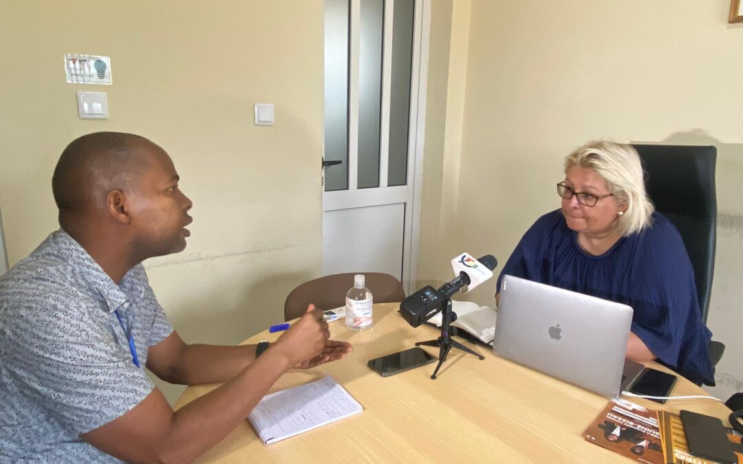Dra. Teresa Damásio, Administradora do Grupo Ensinus em entrevista à Televisão da Guiné-Bissau
